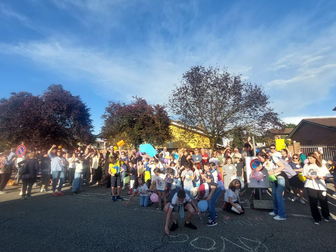 Manifestazione dei genitori della scuola del 1 giugno 2024